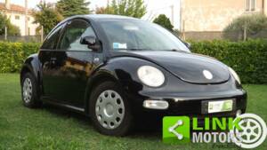 Bild 2/10 von Volkswagen New Beetle 1.9 TDI (2000)