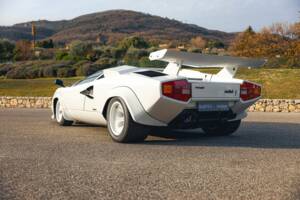 Image 14/73 of Lamborghini Countach LP 400 S (1980)