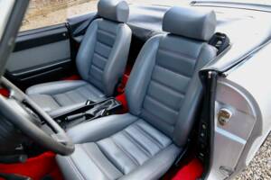 Immagine 18/50 di Alfa Romeo 2.0 Spider QV (1988)