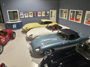 Image 29/64 of Jaguar XK 140 FHC (1956)