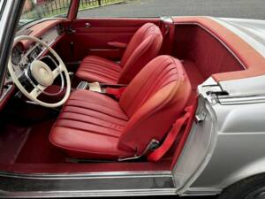 Image 14/36 de Mercedes-Benz 230 SL (1965)