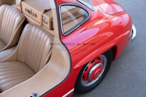 Image 26/49 of Mercedes-Benz 300 SL "Gullwing" (1955)