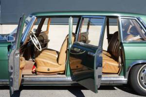 Image 5/20 of Mercedes-Benz 600 (1967)