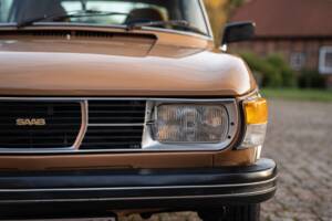 Image 4/84 de Saab 99 Combi Coupe (1976)