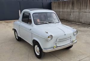 Afbeelding 1/48 van Piaggio Vespa 400 (1957)