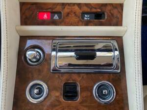 Bild 46/50 von Bentley Turbo R (1987)