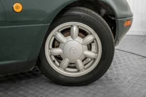 Image 40/50 de Mazda MX-5 1.6 (1993)