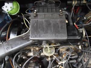 Image 102/148 of Volkswagen Golf Mk I Convertible 1.6 (1988)