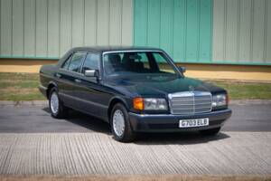 Bild 1/29 von Mercedes-Benz 300 SE (1990)