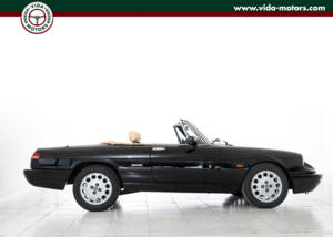 Afbeelding 2/24 van Alfa Romeo 1.6 Spider (1990)