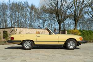 Obraz 4/50 pojazdu Mercedes-Benz 450 SL (1977)