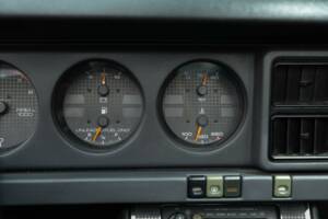 Obraz 50/50 pojazdu Pontiac Firebird TransAm (1989)