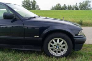 Bild 38/40 von BMW 316i (1998)