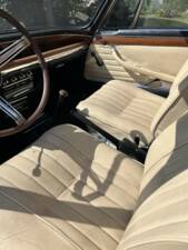 Image 18/19 of BMW 2000 C (1970)