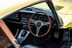 Bild 11/30 von Jaguar E-Type V12 (2+2) (1971)