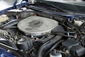 Image 28/39 of Mercedes-Benz 560 SEC (1990)