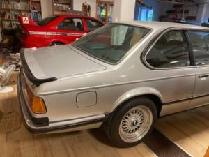 Bild 12/22 von BMW M 635 CSi (1987)