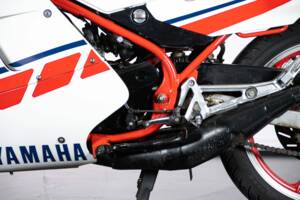 Image 17/50 of Yamaha RD 350 LC (1990)