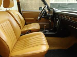 Image 58/95 de BMW 2500 (1977)
