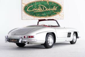 Image 10/36 of Mercedes-Benz 300 SL Roadster (1961)