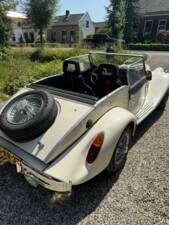 Bild 5/8 von Spartan Roadster (1995)