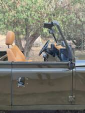 Image 17/25 of Land Rover 90 (1986)