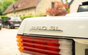 Imagen 34/86 de Mercedes-Benz 280 SL (1977)