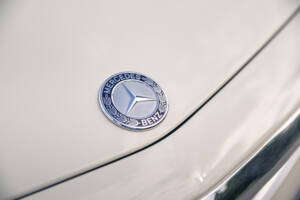 Image 22/60 of Mercedes-Benz 230 SL (1967)