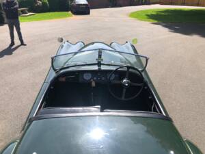 Image 5/6 de Jaguar XK 120 OTS (1954)