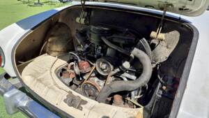 Image 51/71 of Volkswagen Karmann Ghia 1200 (1962)