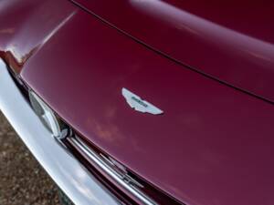 Afbeelding 12/62 van Aston Martin V8 Vantage X-Pack (1987)