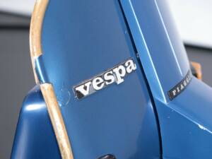 Image 25/37 de Piaggio Vespa PX 200 E (1984)