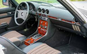 Bild 29/59 von Mercedes-Benz 280 SL (1985)
