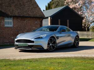 Image 1/80 of Aston Martin Vanquish (2013)
