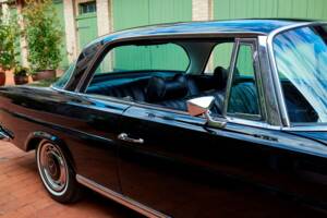 Imagen 186/199 de Mercedes-Benz 280 SE 3,5 (1971)