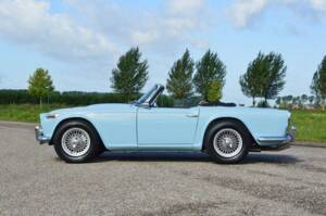 Image 1/17 of Triumph TR 4 (1962)