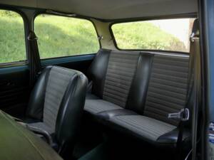 Image 16/28 de Innocenti Mini Cooper 1300 (1900)