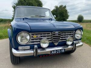 Image 35/75 of Alfa Romeo Giulia 1300 TI (1966)