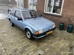 Image 1/42 of Ford Escort 1.6 (1983)