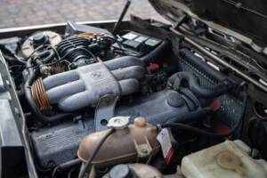 Image 10/76 of BMW 323i (1982)