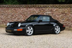 Image 13/50 de Porsche 911 Carrera 2 (1991)