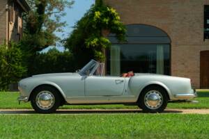 Imagen 14/50 de Lancia Aurelia B24 Convertible (1958)