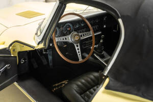 Immagine 8/32 di Jaguar E-Type (1969)