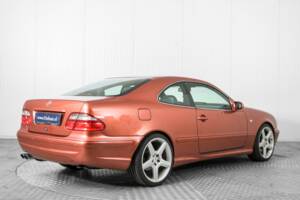 Image 2/50 of Mercedes-Benz CLK 430 (1999)