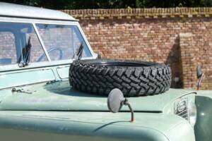 Image 18/50 of Land Rover 88 (1965)
