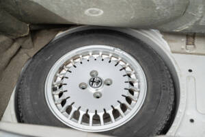 Image 45/50 of Alfa Romeo 90 2.0 V6 Super (1987)