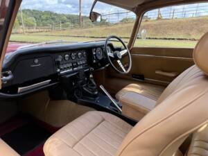 Bild 13/21 von Jaguar E-Type V12 (2+2) (1971)