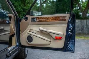Imagen 44/55 de Jaguar XJ 40 (XJ-R) (1990)