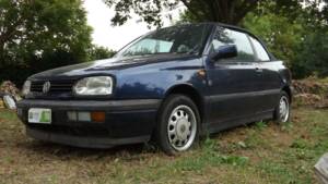 Image 29/50 of Volkswagen Golf III Cabrio 1.6 (1996)