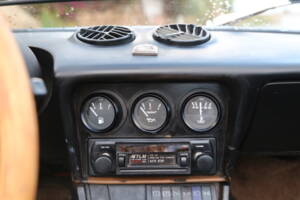 Image 71/87 of Alfa Romeo Spider Veloce (1984)